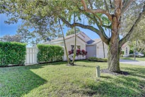 8442 NW 47th St, Coral Springs, FL 33067, Sold 01/18/22