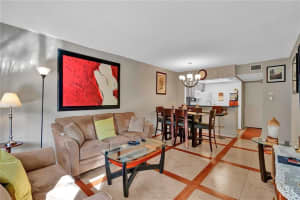 4025 N Federal Hwy, Fort Lauderdale, FL 33308, Sold 01/28/22