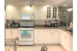 6516 Emerald Lake Dr, Miramar, FL 33023, Sold 03/04/22