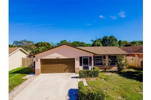 362 SW 30th Terrace, Deerfield Beach, FL 33442, Sold 01/07/22