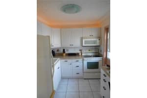 300 NE 14th Ave, Hallandale Beach, FL 33009, Sold 12/28/21