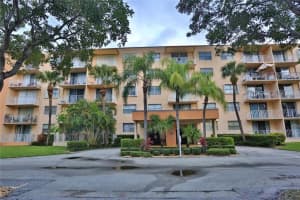 480 Executive Center Dr #5j, West Palm Beach, FL 33401, Sold 03/11/22