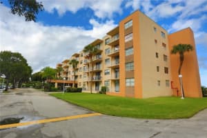 480 Executive Center Dr #5j, West Palm Beach, FL 33401, Sold 03/11/22