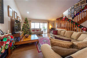 9375 NW 18th Ct, Plantation, FL 33322, Sold 01/24/22