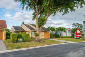 5723 Northpointe Ln, Boynton Beach, FL 33437, Sold 02/09/22