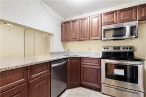 208 Foxtail Dr APT B2, Greenacres, FL 33415, Sold 02/14/22