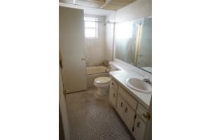 4321 NW 16th St #104c, Lauderhill, FL 33313, Sold 01/31/22