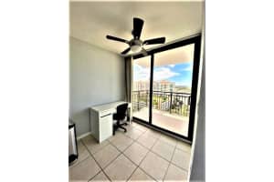 3031 N Ocean Blvd, Fort Lauderdale, FL 33308, Sold 05/05/22