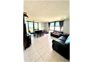 3031 N Ocean Blvd, Fort Lauderdale, FL 33308, Sold 05/05/22