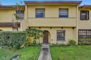 2709 NW 47th Ln, Lauderdale Lakes, FL 33313, Sold 03/22/22
