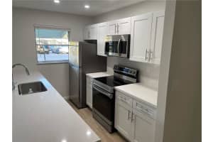 435 High Point Blvd, Delray Beach, FL 33445, Sold 04/15/22