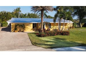 410 12th Pl SE, Vero Beach, FL 32962, Sold 03/31/22