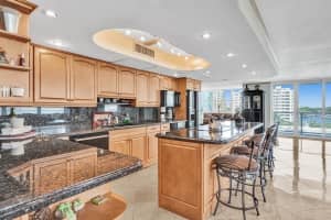 209 N Fort Lauderdale Beach Blvd #5a, Fort Lauderdale, FL 33304, Sold 03/02/22