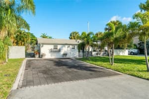 101 NW 9th St, Boca Raton, FL 33432, Sold 02/28/22