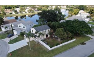 4723 Lakeside Cir, West Palm Beach, FL 33417, Sold 02/14/22