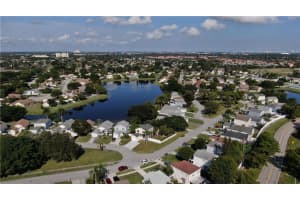 4723 Lakeside Cir, West Palm Beach, FL 33417, Sold 02/14/22