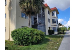 4043 NW 16th St, Lauderhill, FL 33313, Sold 02/22/22