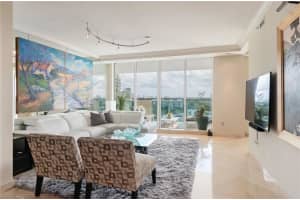 411 N New River Dr E, Fort Lauderdale, FL 33301, Sold 02/04/22