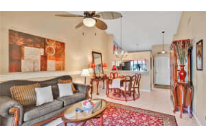 2800 S Oakland Forest Dr, Oakland Park, FL 33309, Sold 01/21/22