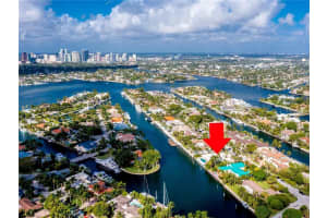 2560 Del Lago Dr, Fort Lauderdale, FL 33316, Sold 01/28/22