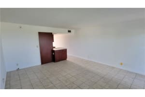 801 NE 18th Ct, Fort Lauderdale, FL 33305, Sold 06/03/22