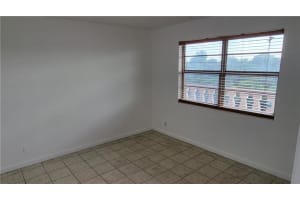801 NE 18th Ct, Fort Lauderdale, FL 33305, Sold 06/03/22