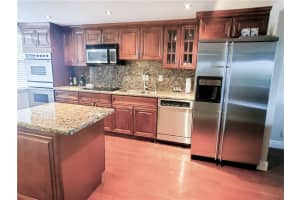 321, 3141 NW 47th Terrace, Lauderdale Lakes, FL 33319, Sold 02/28/22