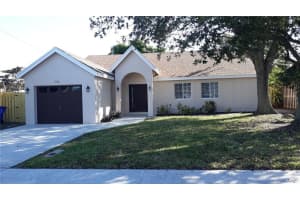 346 SW 33rd Terrace, Deerfield Beach, FL 33442, Sold 01/26/22