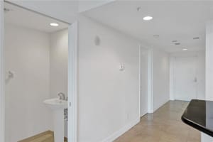 14951 Royal Oaks Ln, North Miami Beach, FL 33181, Sold 05/04/22