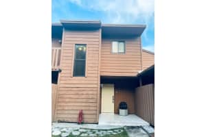 6194 Pine Tree Ln, Tamarac, FL 33319, Sold 03/14/22