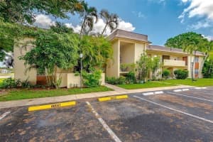 5500 Lakewood Cir, Margate, FL 33063, Sold 02/25/22