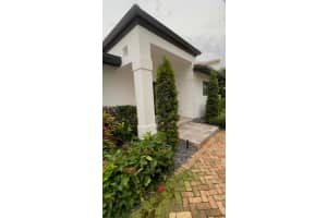 911 Seagate Dr, Delray Beach, FL 33483, Sold 02/28/22