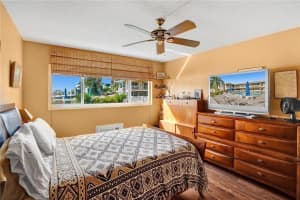 3216 SE 12th St, Pompano Beach, FL 33062, Sold 03/01/22