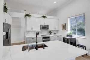 1433 Camellia Cir, Weston, FL 33326, Sold 01/21/22