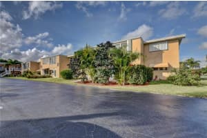 2121 NE 1st Ct, Boynton Beach, FL 33435, Sold 03/30/22