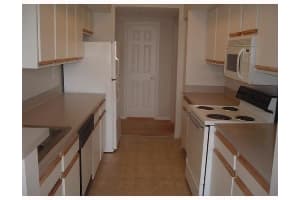 11700 SW 1st St, Pembroke Pines, FL 33025, Sold 04/25/22