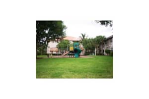 11700 SW 1st St, Pembroke Pines, FL 33025, Sold 04/25/22