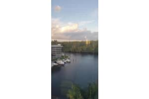 1523 E Hillsboro Blvd, Deerfield Beach, FL 33441, Sold 02/11/22