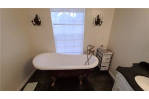 11020 Whitman Ln, Tamarac, FL 33321, Sold 02/11/22