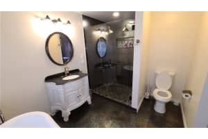 11020 Whitman Ln, Tamarac, FL 33321, Sold 02/11/22