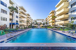 330 SE 20th Ave, Deerfield Beach, FL 33441, Sold 03/18/22