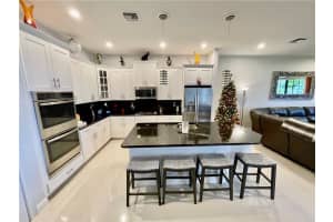 8910 Edgewater Pl, Parkland, FL 33076, Sold 02/28/22