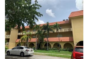 10772 La Placida Dr, Coral Springs, FL 33065, Sold 02/25/22