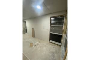 2420 Diana Dr APT 307, Hallandale Beach, FL 33009, Sold 02/16/22