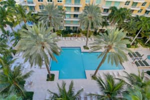 700 E Boynton Beach Blvd, Boynton Beach, FL 33435, Sold 01/28/22