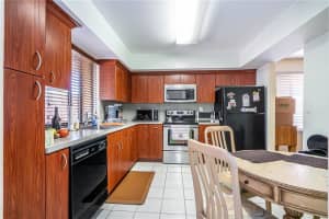 959 NW 79th Terrace, Plantation, FL 33324, Sold 01/24/22