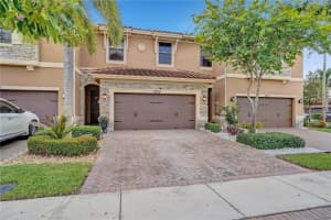9634 Town Parc Cir S, Parkland, FL 33076, Sold 03/11/22