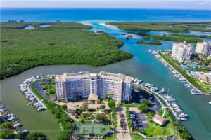 13105 Vanderbilt Dr, Naples, FL 34110, Sold 01/31/22