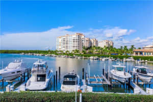 13105 Vanderbilt Dr, Naples, FL 34110, Sold 01/31/22