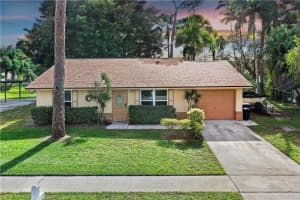 4544 Vespasian Ct, Lake Worth, FL 33463, Sold 02/25/22